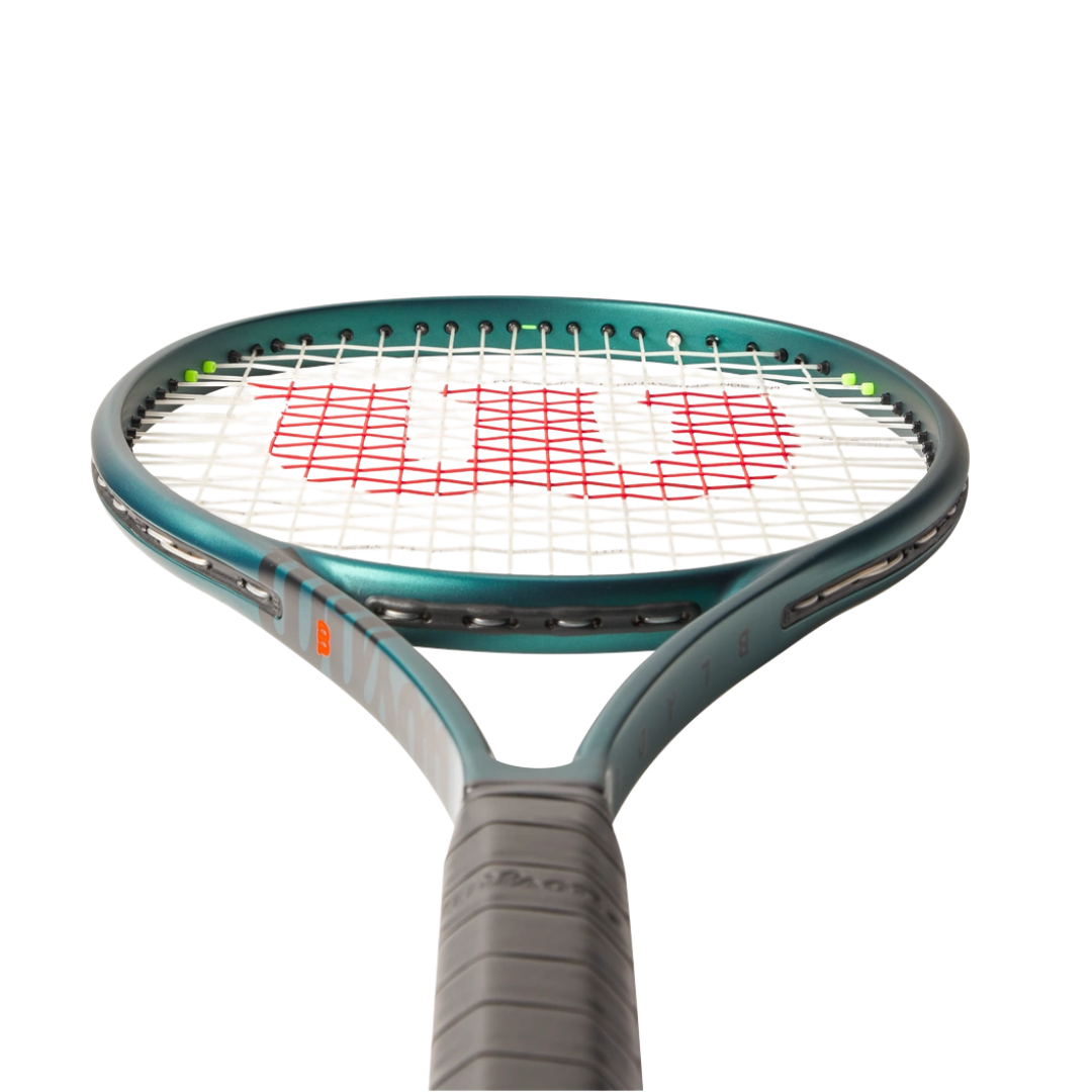 Blade 98 (16x19) V9 Tennis Racket